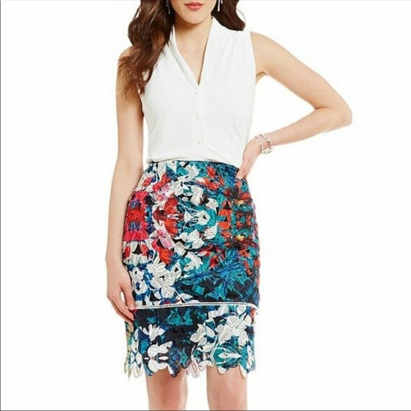 ANTONIO MELANI Dresses & Skirts - Antonio Melani Devony floral Pencil Skirt blue navy  size 0
